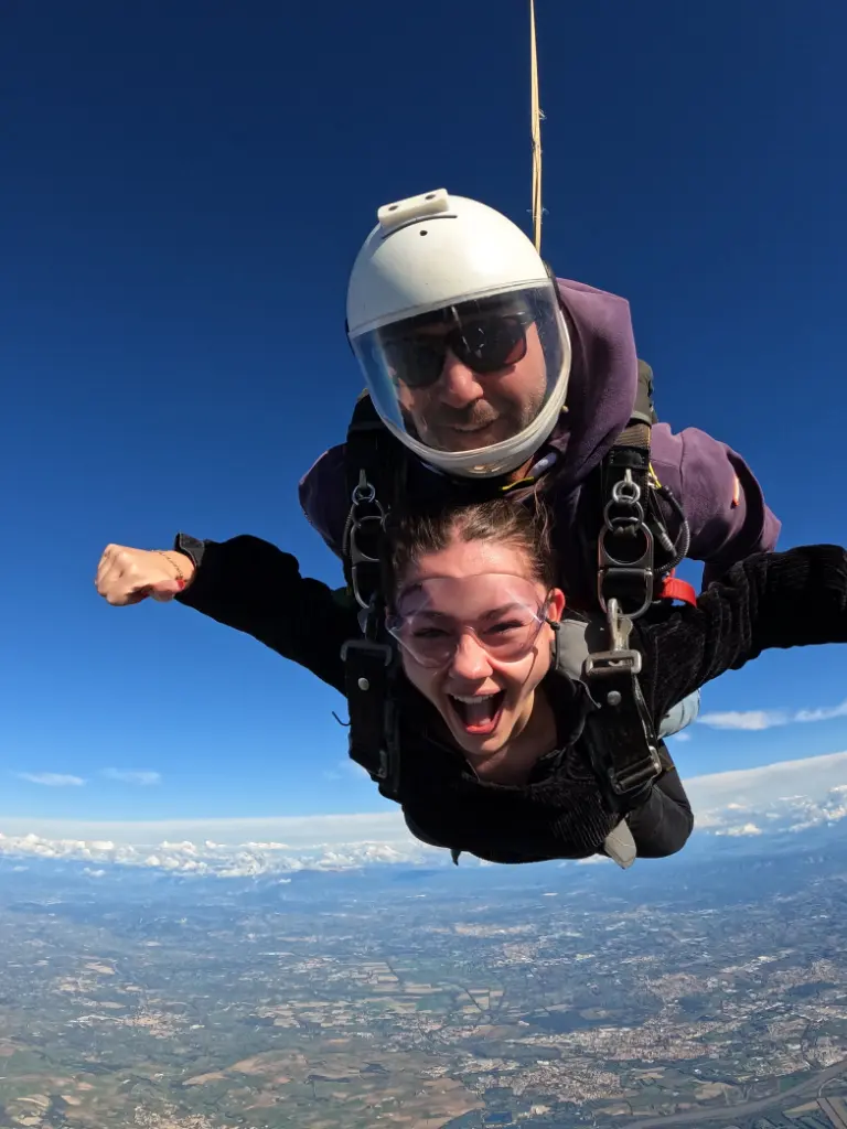 Saut en parachute tandem depuis Marseille, vue sur la Provence et la Méditerranée