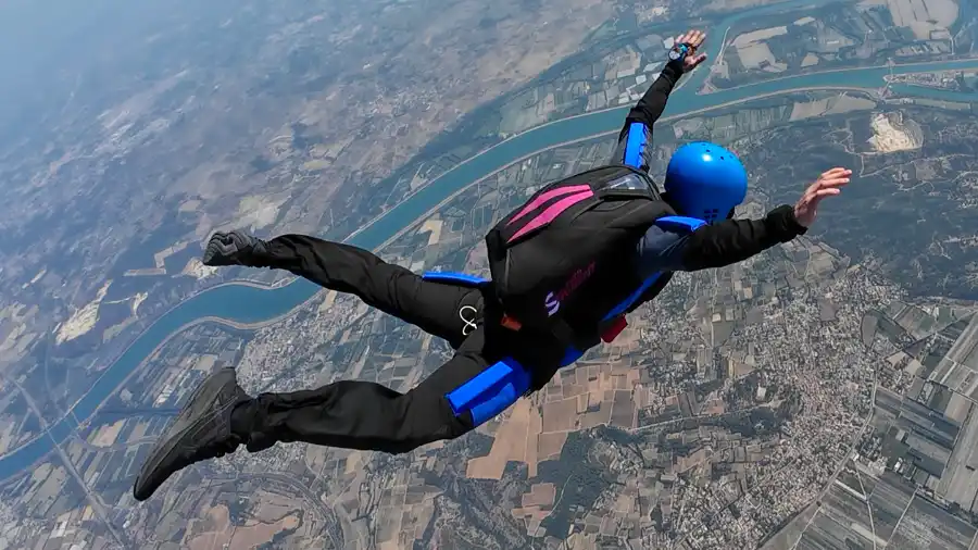 Stage PAC Pujaut — formation parachutisme autonome en vidéo, aérodrome du Gard